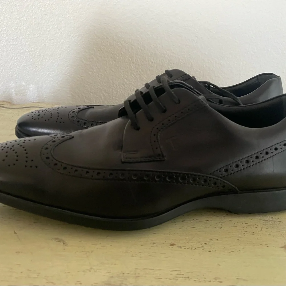 TOD'S Made in Italy Rubber Pebble Sole Wingtip Shoes in Black Size UK 8 /9‎ $895